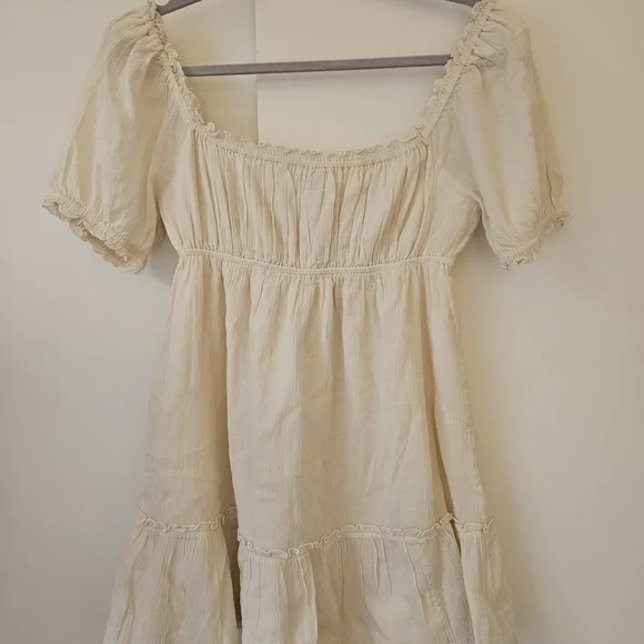 Sunday Best Cream Ruffle Top - Picture 2 of 3